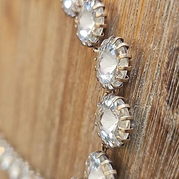 J. Crew Venus Flytrap Fly Trap Claw Prong Rivoli Pointed Stones Clear Necklace - Picture 5 of 6